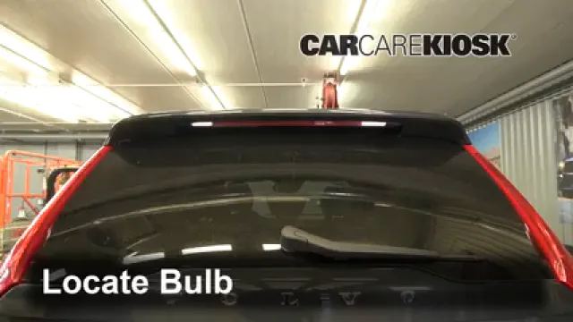 2018 Volvo XC90 T6 Momentum 2.0L 4 Cyl. Éclairage Feu de freinage central (remplacer l'ampoule)